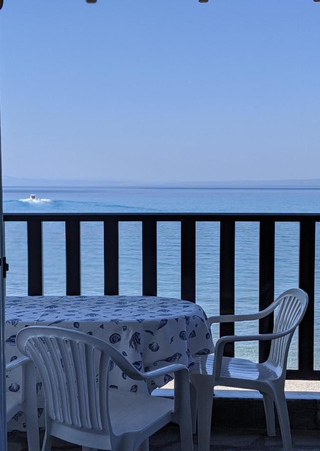 Seafront Apartment Pefkochori Luaran gambar